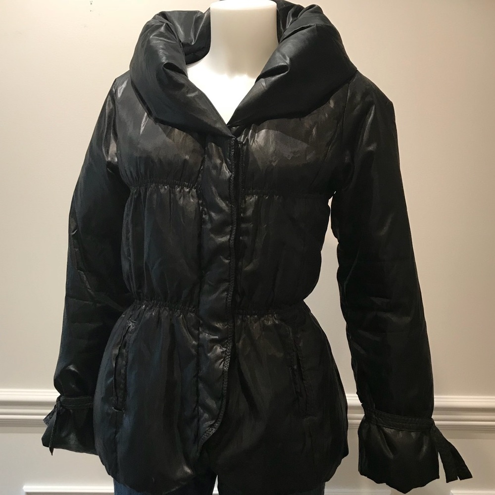 Stylish CoffeeShop Black puffer jacket.